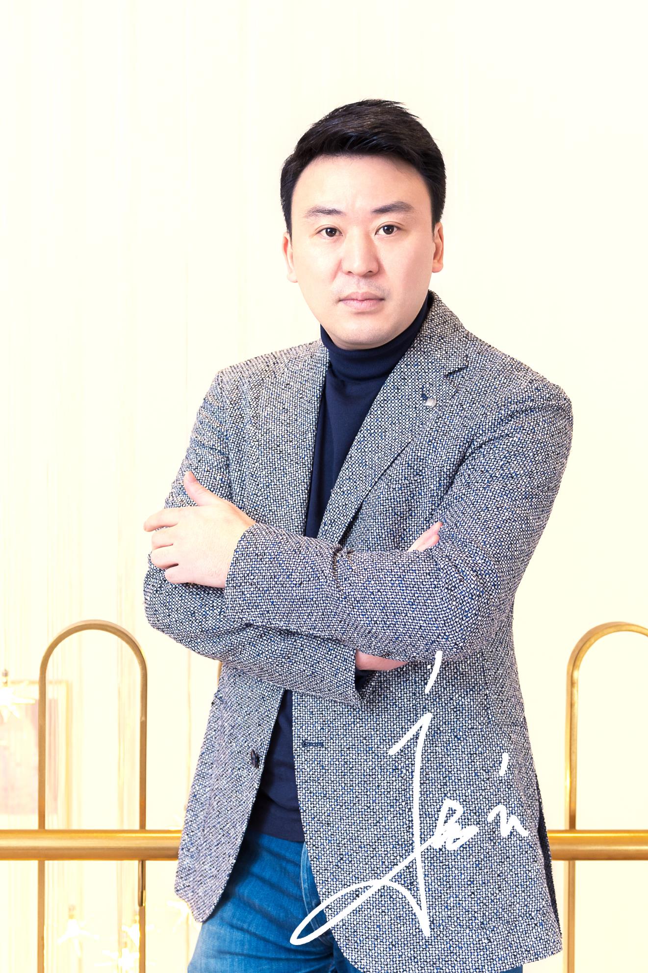 庞云